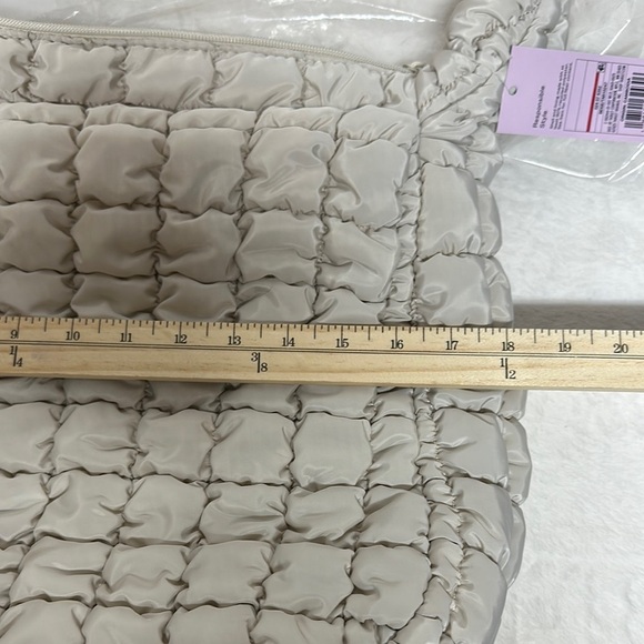 Wild Fable White Quilted Shoulder Bag - Picture 7 of 10